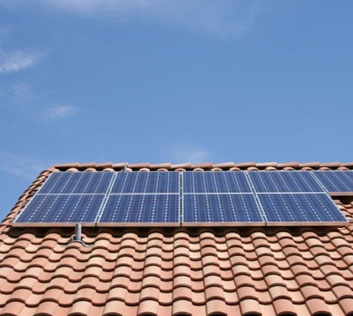 Comparing Solar Panel Installation